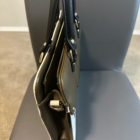 Like new Aldo bag!!! - Picture 2 of 4